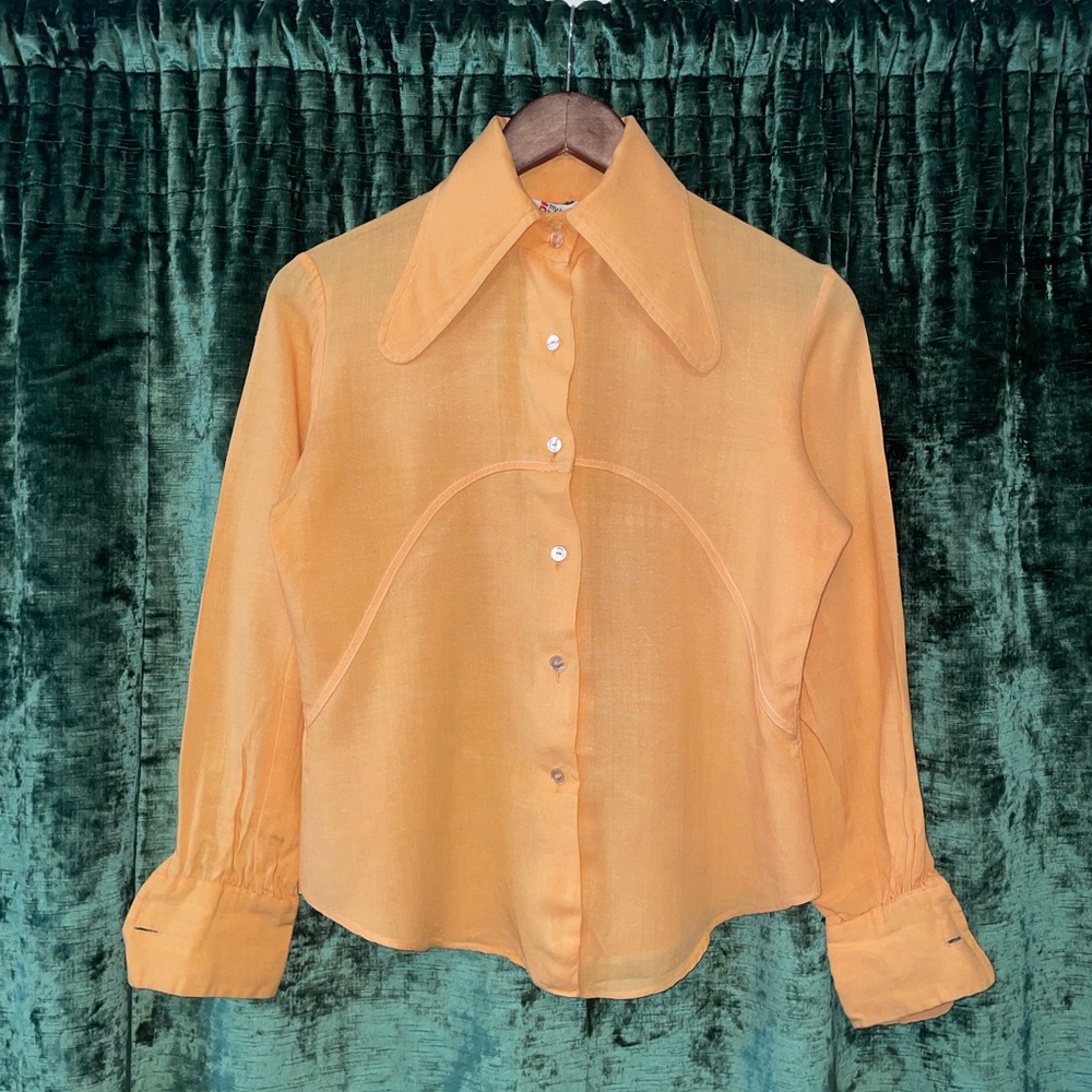 Amazing Vintage Rayon Button Down